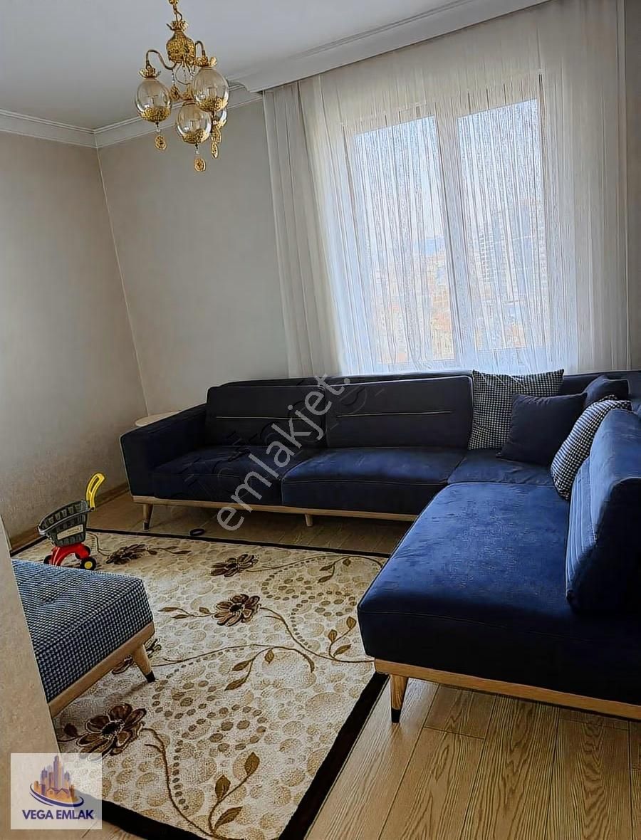 Vega Emlak'tan Full Yapı 4+1 Geniş Ana Cadde Sınırı Site Dairesi - Görsel 10