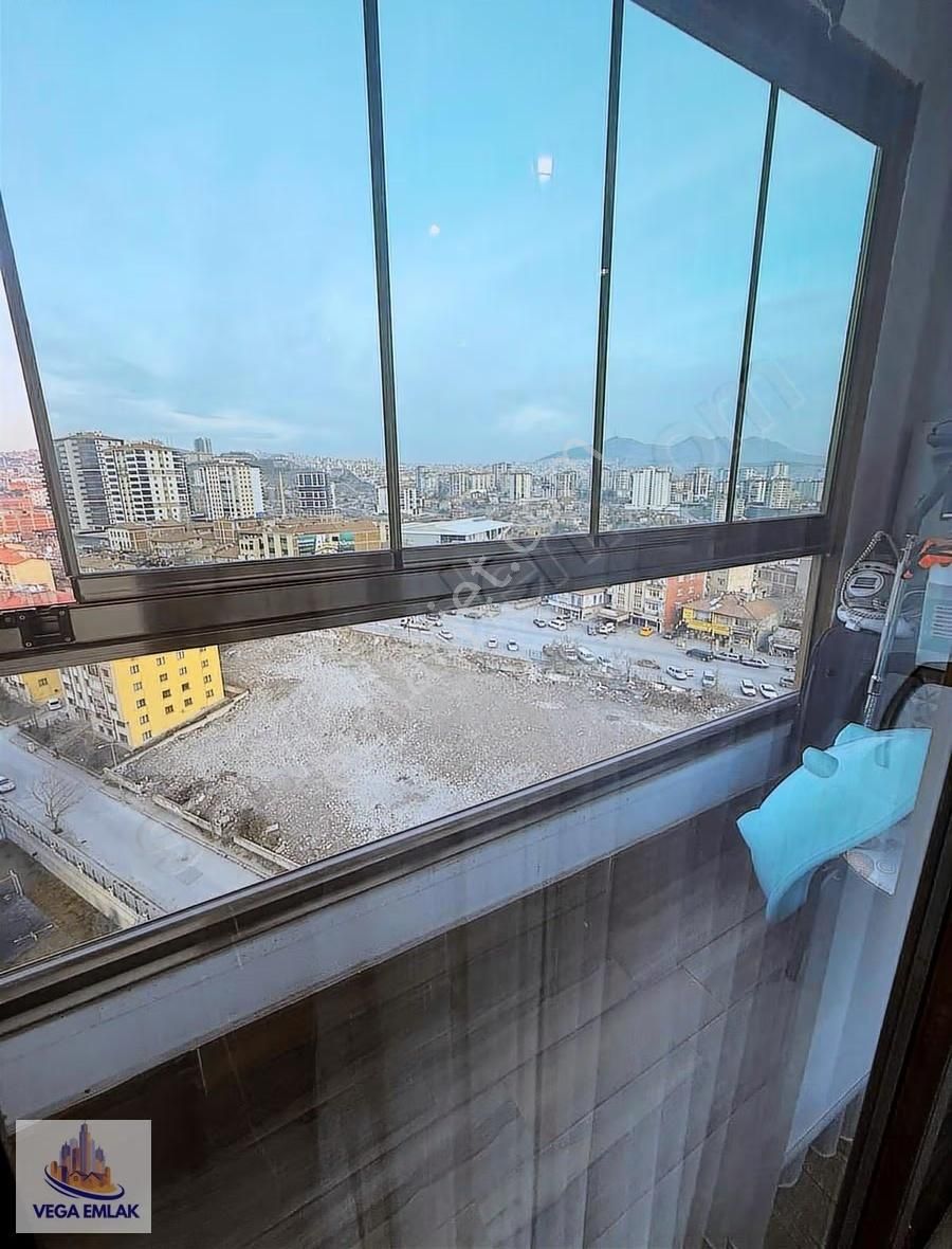 Vega Emlak'tan Full Yapı 4+1 Geniş Ana Cadde Sınırı Site Dairesi - Görsel 18