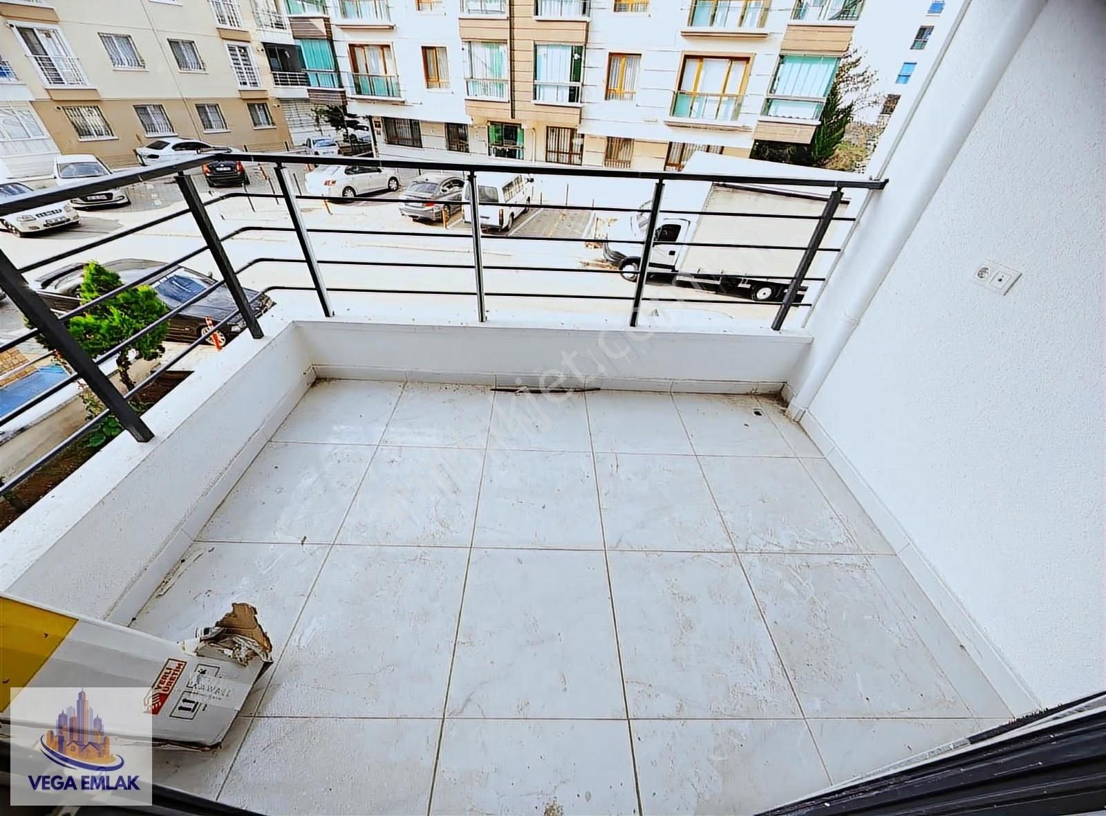 Vega Emlaktan Merkezi Lokasyonda Sıfır Ön Cephe 3+1 Daire - Görsel 16