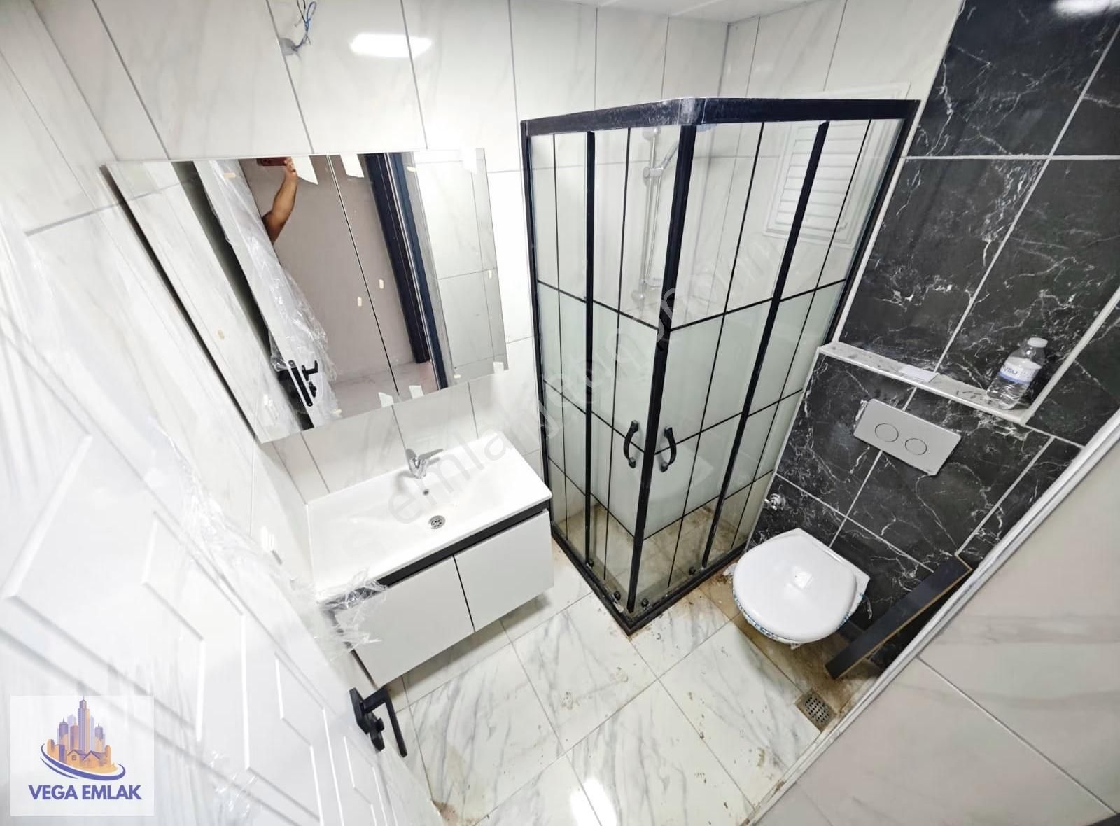 Vega Emlaktan Merkezi Lokasyonda Sıfır Ön Cephe 3+1 Daire - Görsel 19