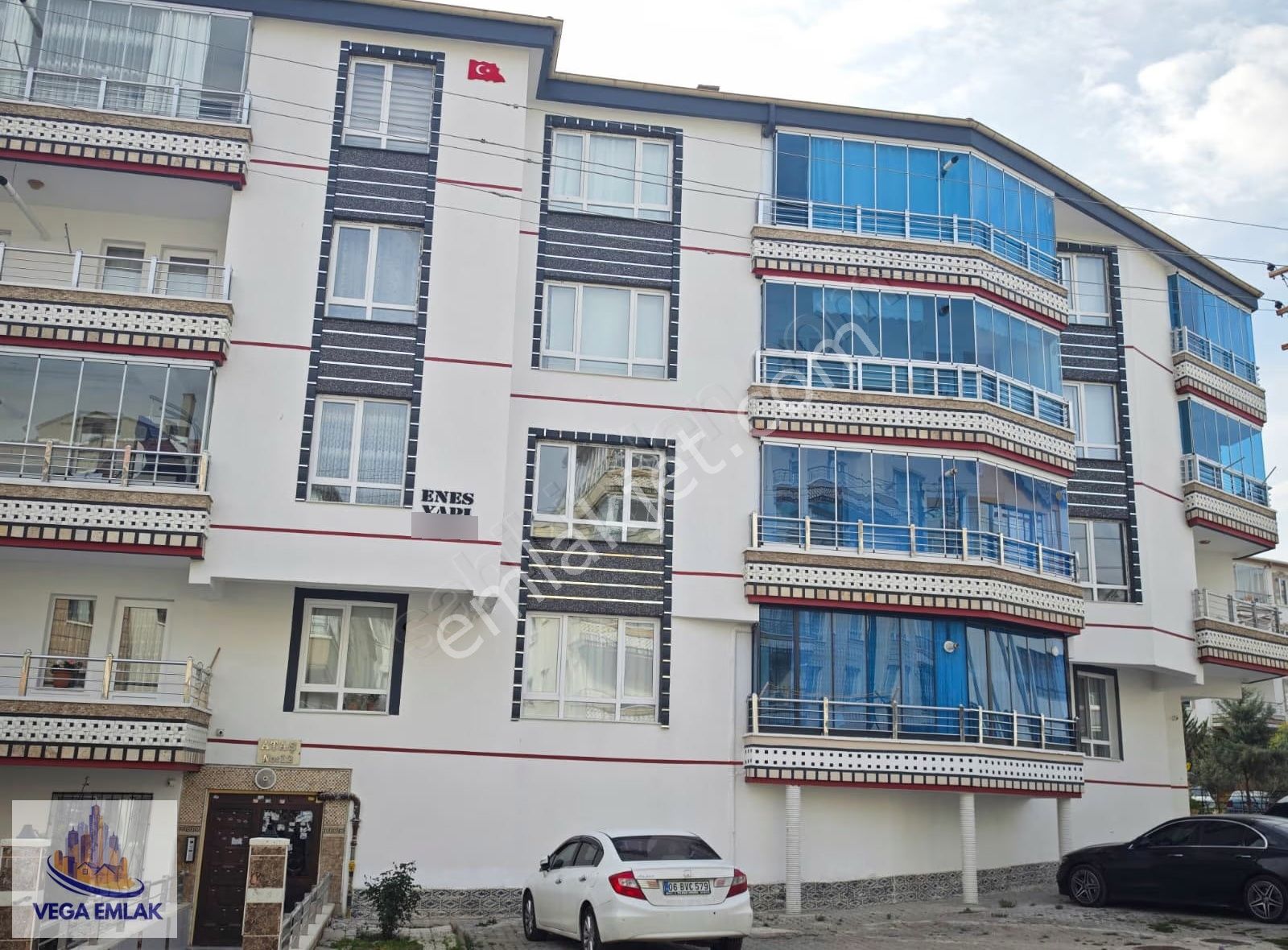 Vega Emlaktan Katta Masrafsız 3+1 Ön Cephe Kiralık Daire - Görsel 17