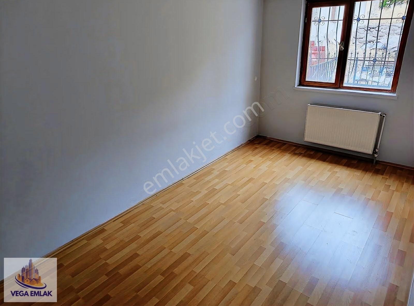 Vega Emlak'tan Yıldız Göbeğe Yakın Ferah Uygun Fiyatlı Düz Giriş - Görsel 13