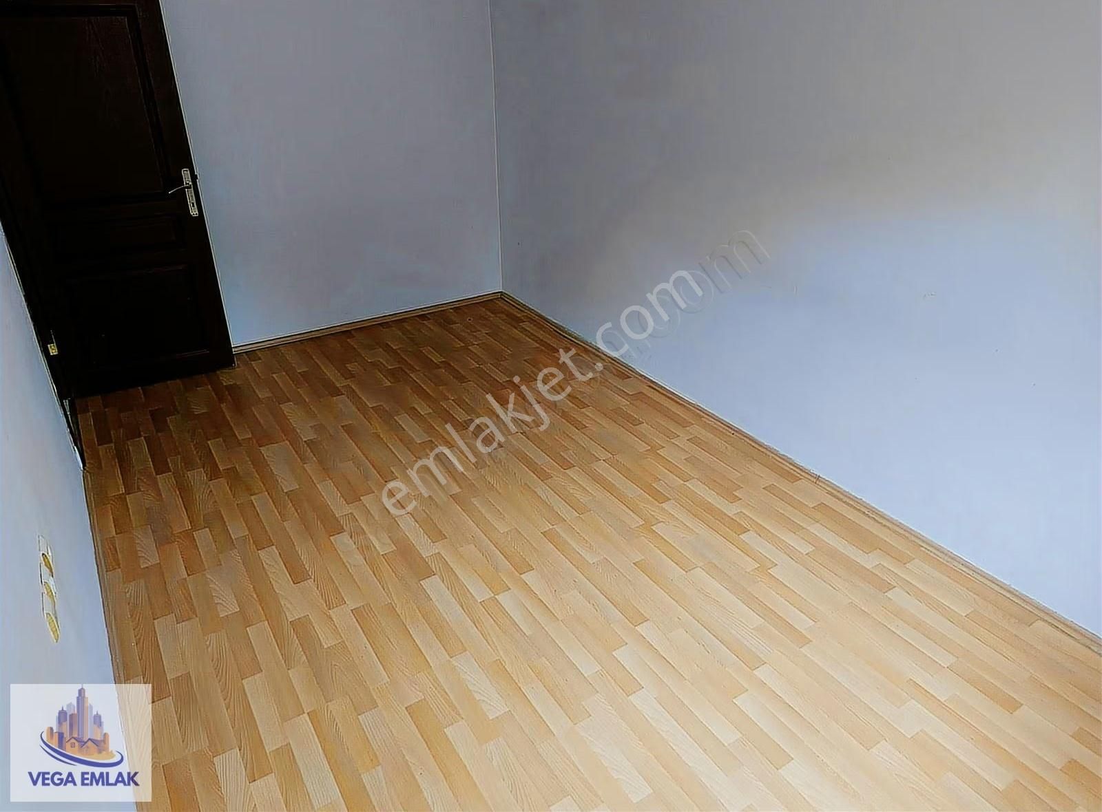 Vega Emlak'tan Yıldız Göbeğe Yakın Ferah Uygun Fiyatlı Düz Giriş - Görsel 2