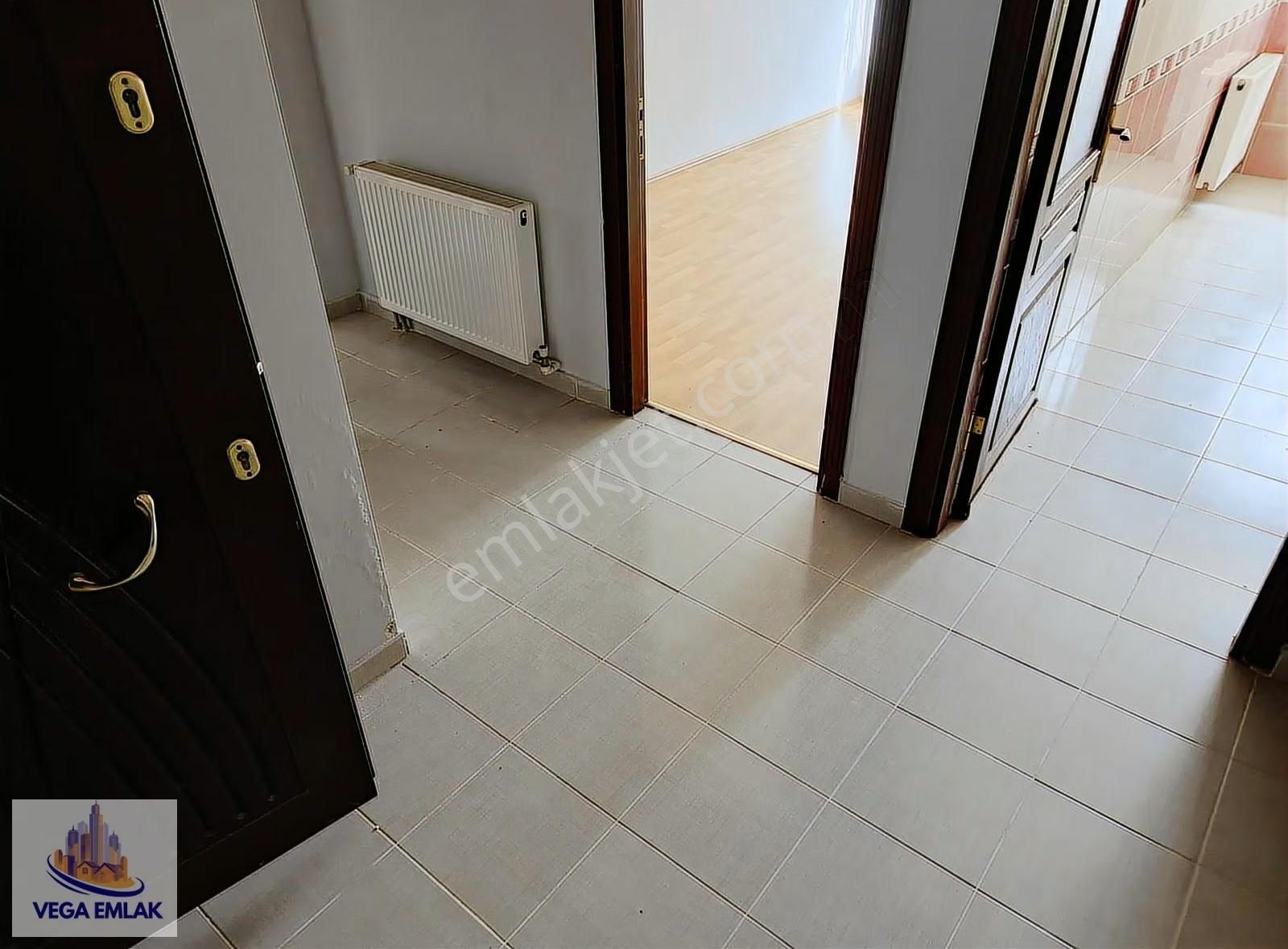 Vega Emlak'tan Yıldız Göbeğe Yakın Ferah Uygun Fiyatlı Düz Giriş - Görsel 3