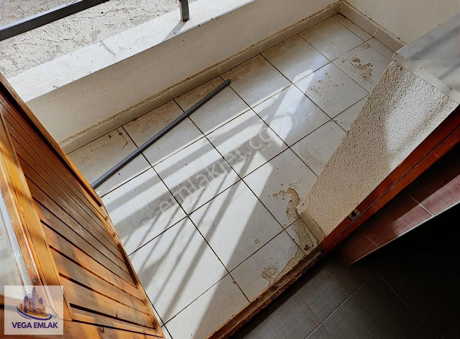 Vega Emlak'tan Yıldız Göbeğe Yakın Ferah Uygun Fiyatlı Düz Giriş - Görsel 25