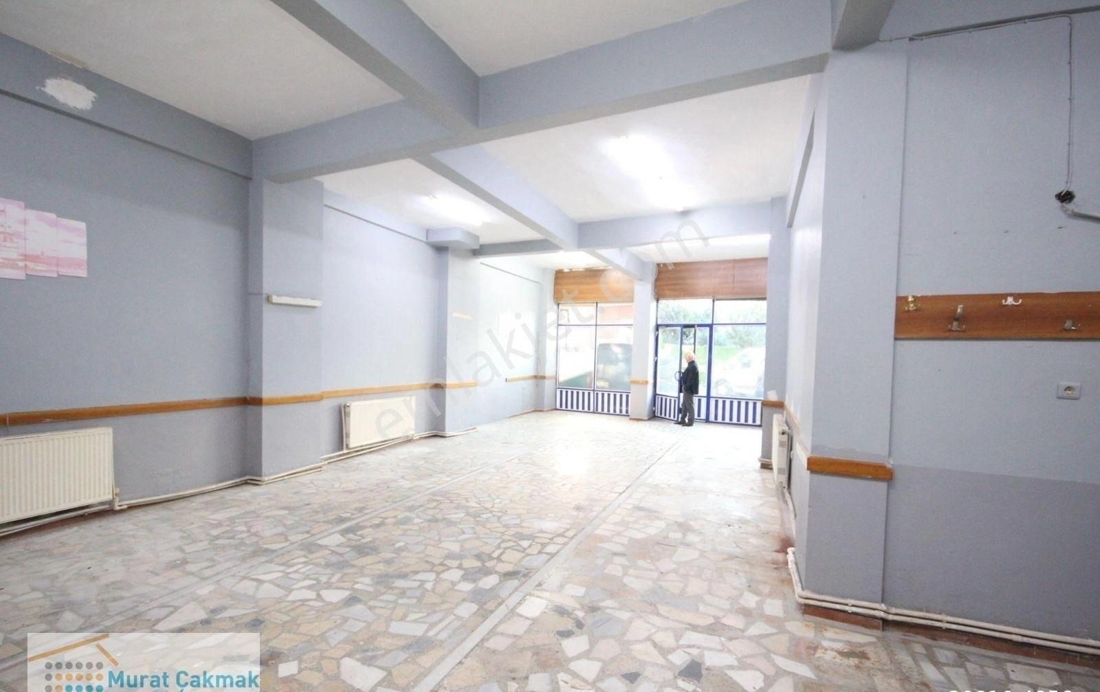 Kiralık 120 M2 Ferahevler Ana Cadde Yakını Dükkan Depo Düz Giriş - Görsel 2