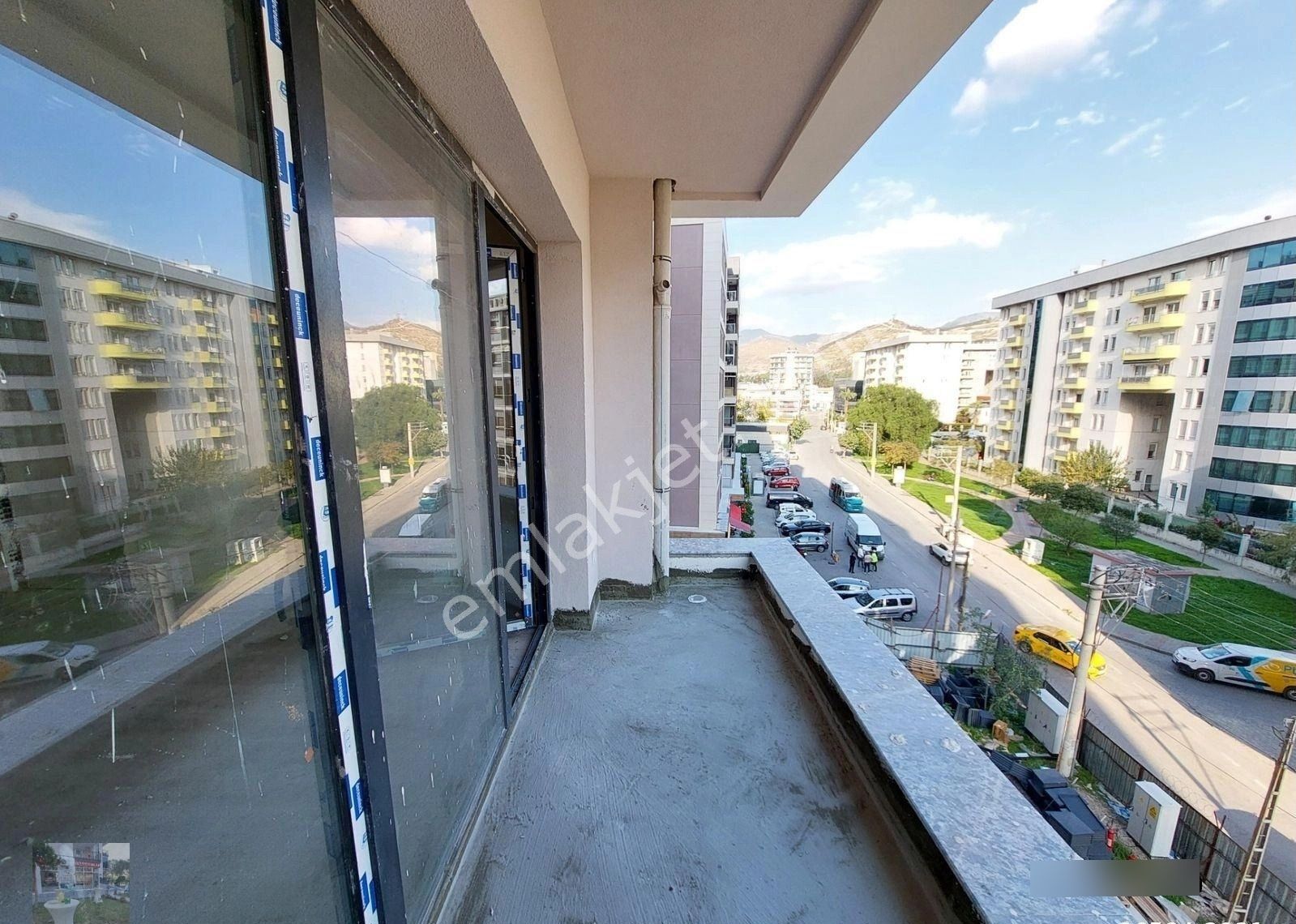 Örnekköy Yakacity 4 Projesinde Satılık Ara Kat 1+1 Daire - Görsel 4