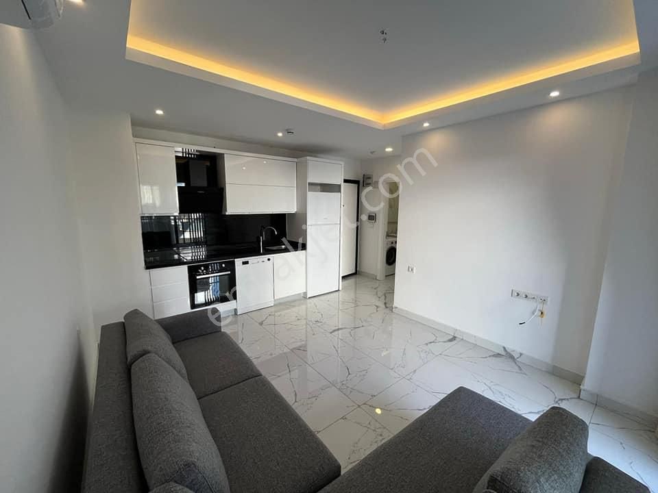 Şahin İnşaat'tan Beylikdüzü Cumhuriyet Mh Full Eşyalı 1+1 Arakat Daire - Görsel 2