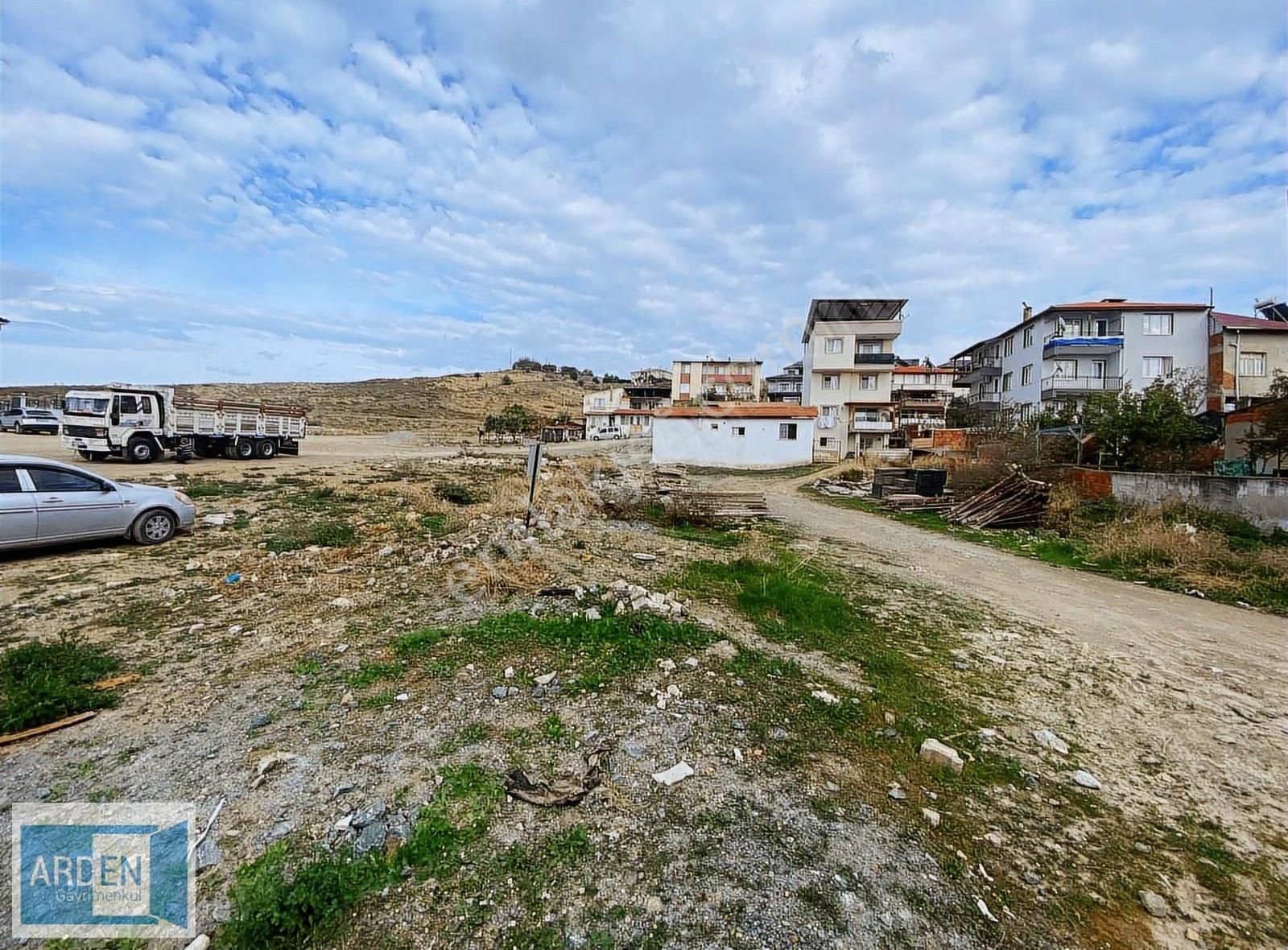 Arden Gyo'dan S.hisar Ç. İbrahim Bey Mah.'de İkiz Villalık Arsa - Görsel 10