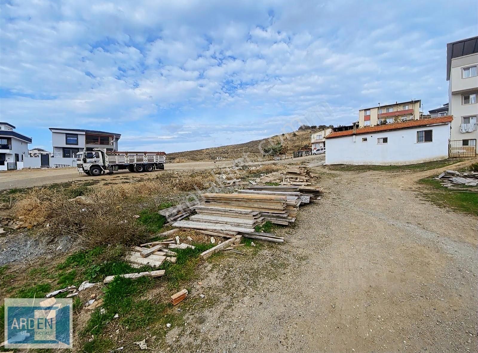 Arden Gyo'dan S.hisar Ç. İbrahim Bey Mah.'de İkiz Villalık Arsa - Görsel 9