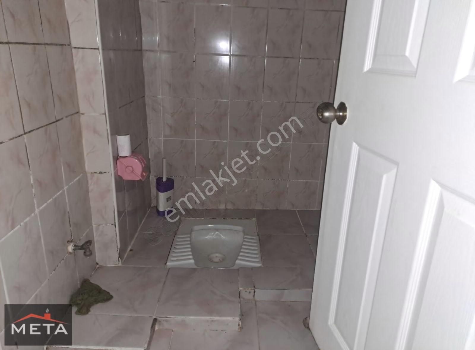 Yusuf'tan Fatih Mh.merkezi Konumda Kiralık Kısmi Eşyalı Sobalı D - Görsel 2