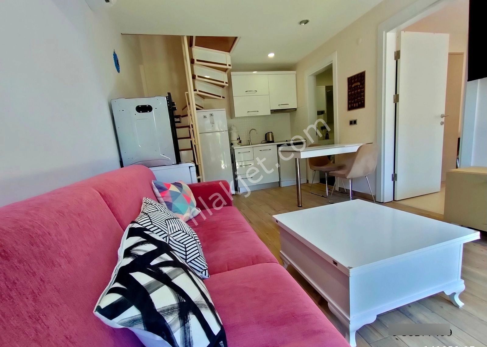 Urla Gülbahçe Sörf Okulları Lokasyonunda 2+1 Dubleks Kiralık - Görsel 19