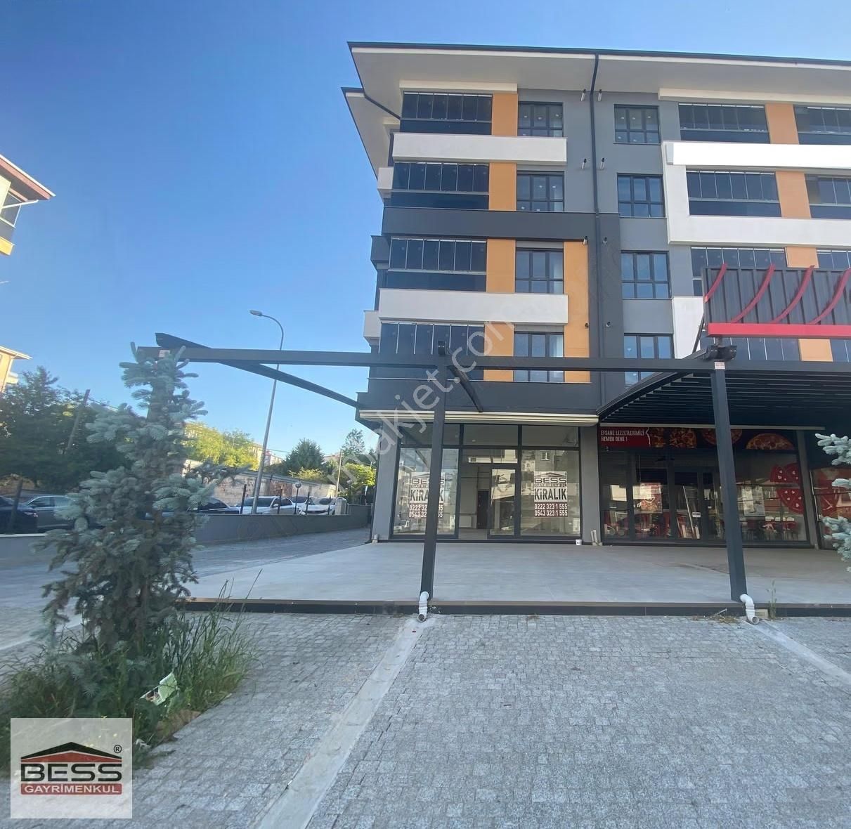 Bess'den Ertaş Bulvarı Üzerinde Bahçe Kullanımlı Kiralık İşyeri - Görsel 2