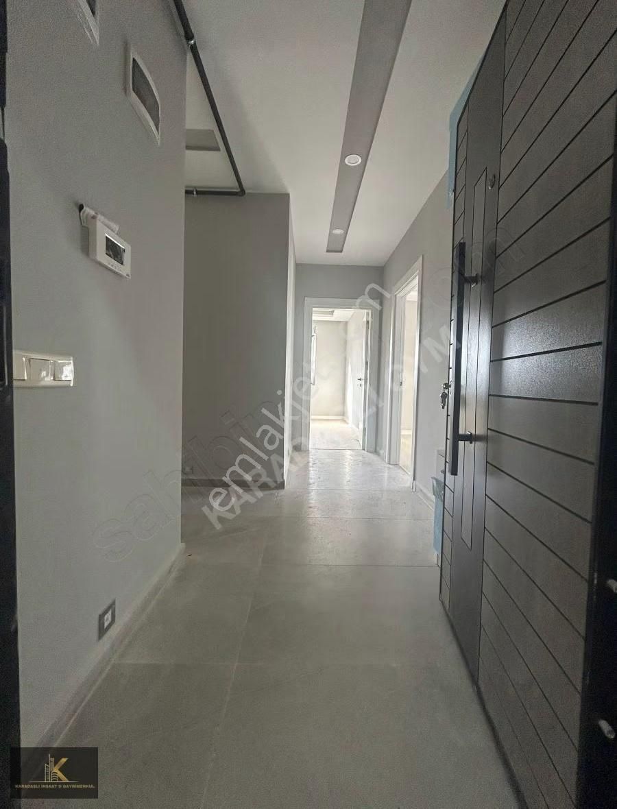 Yeniköyde Caddeye Yakın Lüxs 2+1 Geniş Satılık Daire - Görsel 9