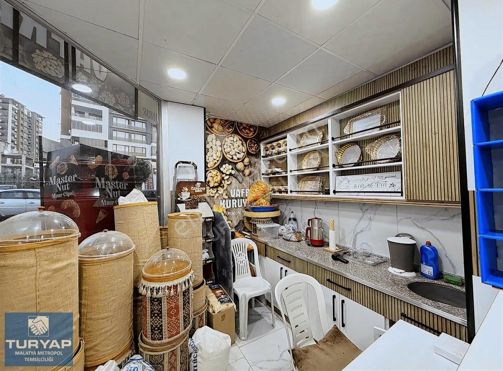 Turyap'tan Güngör'de Devren Kiralık Şarküteri/çerezci - Görsel 10