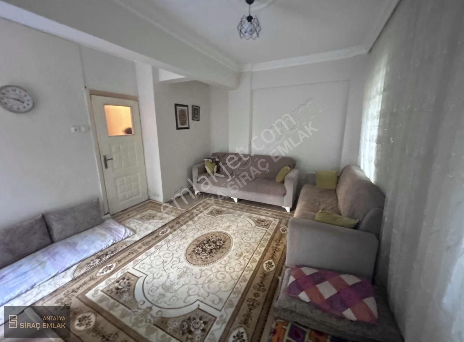 Antalya Muratpaşa Yenigünde Yüksek Giriş Geniş 2+1