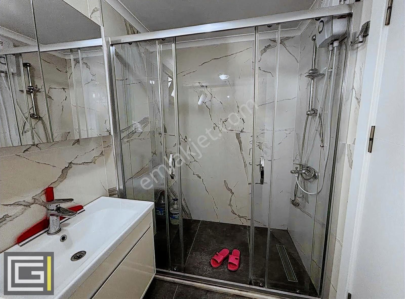 Taşyakada Avm Ye 200 Metre Ara Kat Eşyalı 2+1 Tamamen Eşyalı - Görsel 8