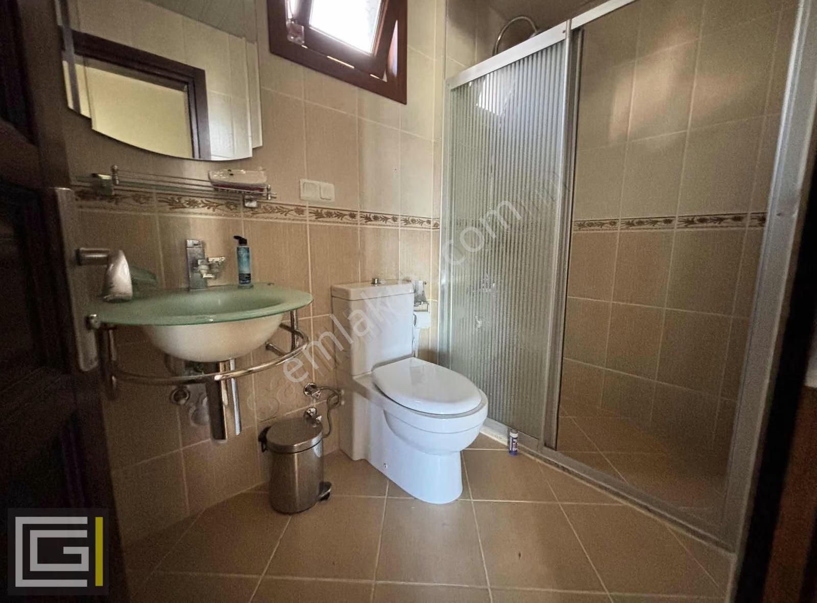 Çam Ormanlarına Komşu Müstakil Havuzlu Bahçeli Kiralık Villa - Görsel 5