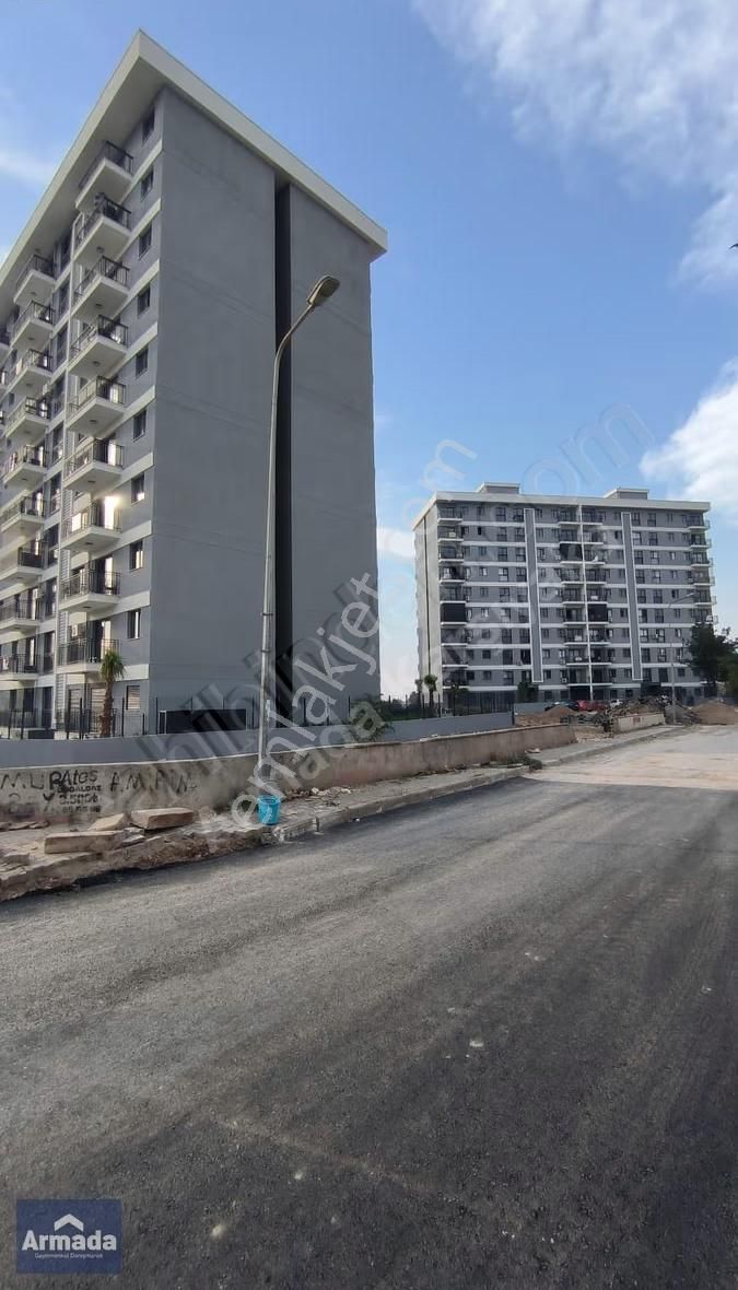 Buca Portakal Vadi Sitesinde Havuzlu Güvenlikli Sıfır 2+1 Daire - Görsel 11