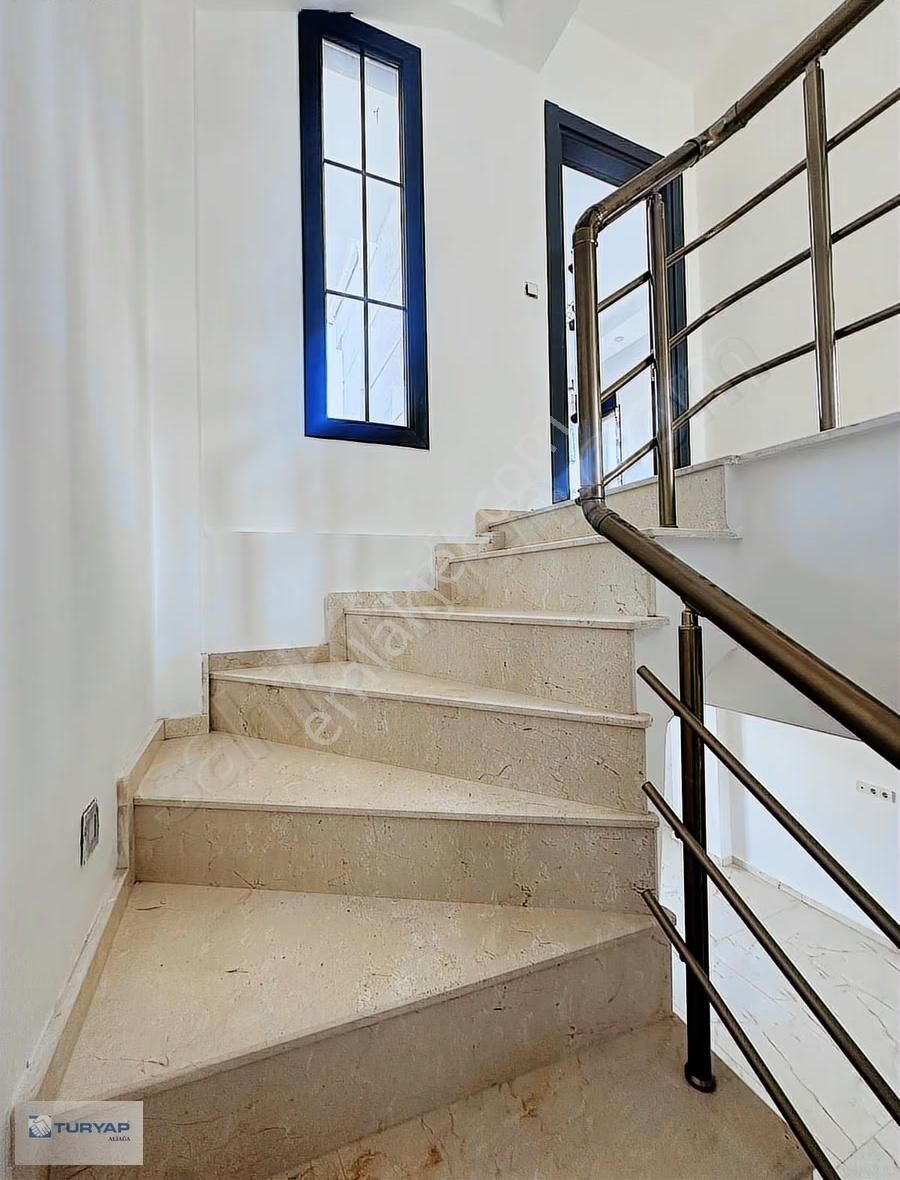 Dikili İsmetpaşa'da 4+1 Emsalsiz Satılık - Görsel 5