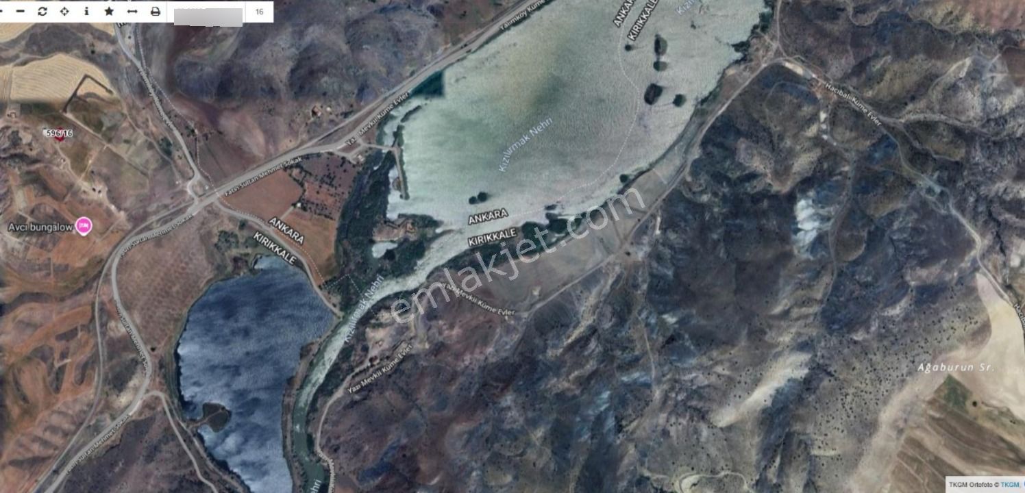 Yahşihan Irmakta Okof Çiflikte Göl Manzaralı Önü Kapanmaz Arsa