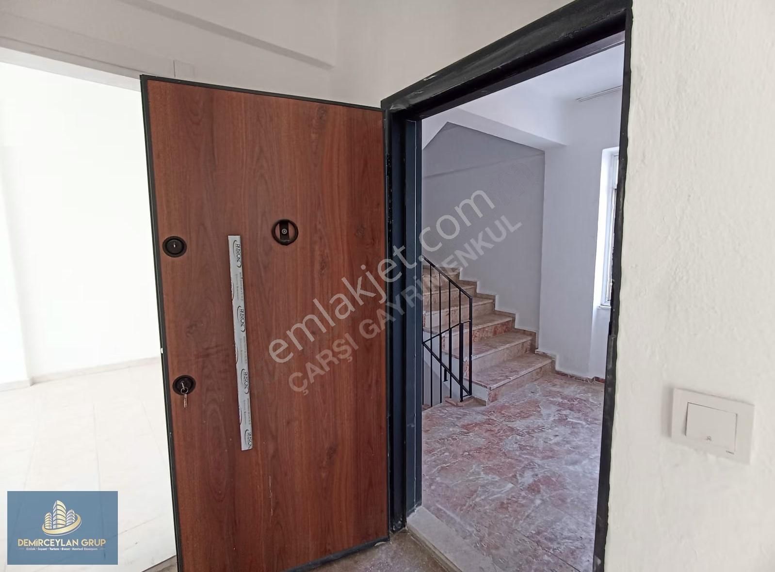 Fethiye İlçe Emniyet Yanı 3, Kat 2+1 150 M2 Kiralık - Görsel 18