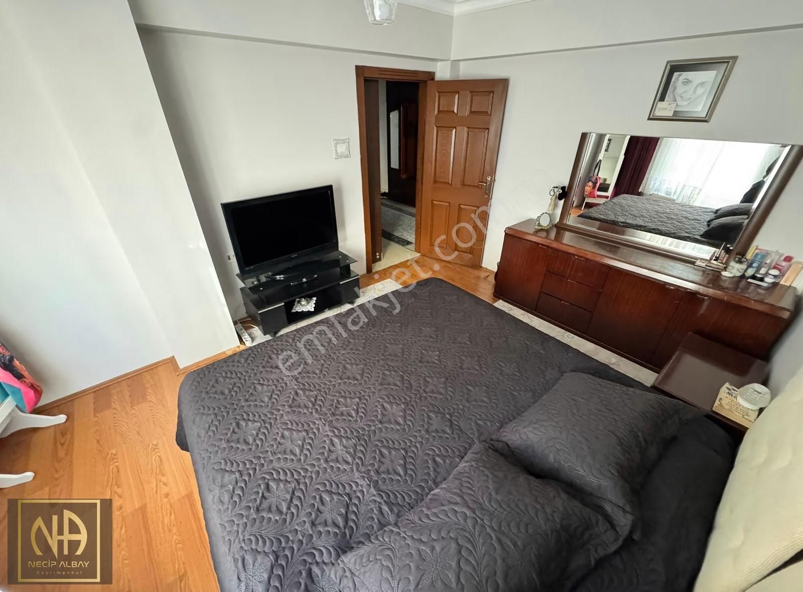 Bağcı Caddesi Paraleli Ara Kat Geniş Asansörlü 3+1 Satılık Daire - Görsel 7