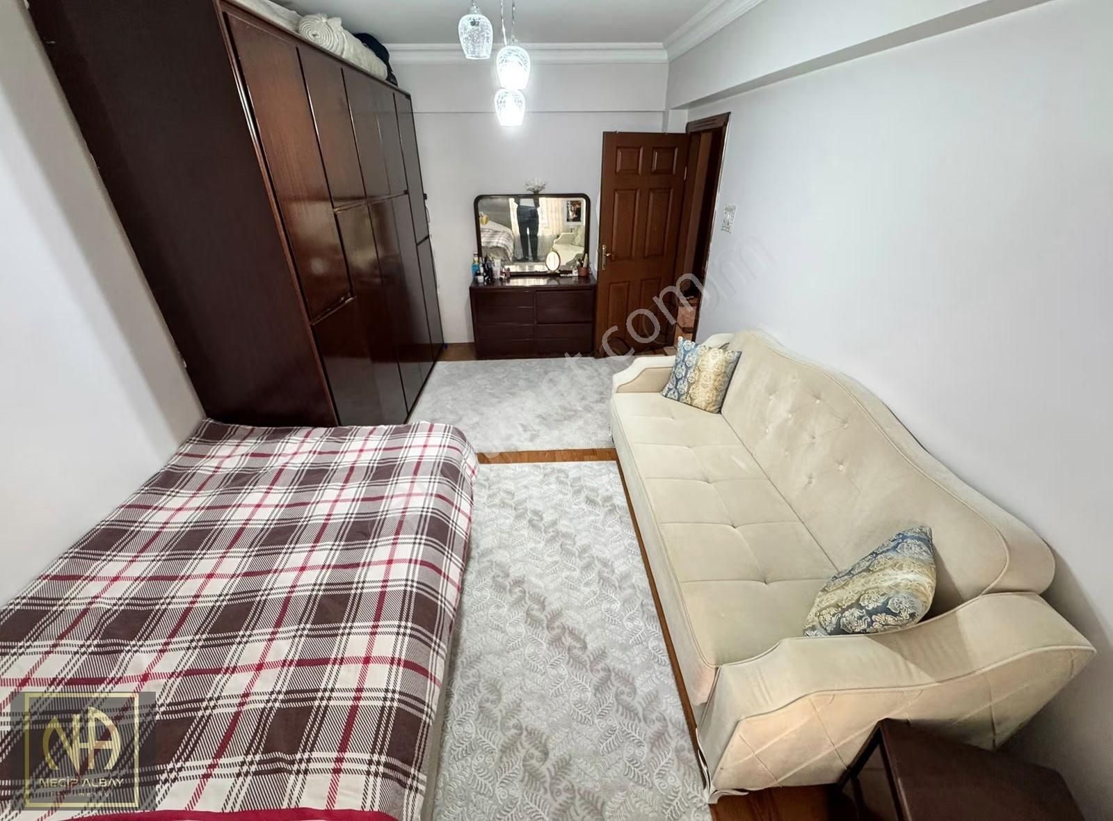 Bağcı Caddesi Paraleli Ara Kat Geniş Asansörlü 3+1 Satılık Daire - Görsel 15