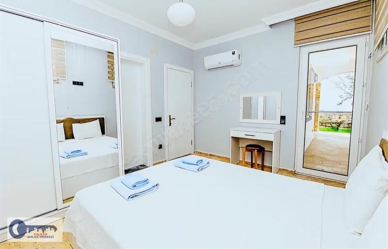 Fırsatt 1600 M2 Arazide İmarlı 4+1 Kat Mülkiyetli Villa - Görsel 11