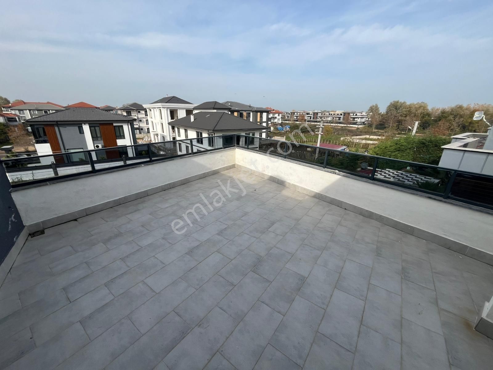 Karasuda M.bahçeli M.havuzlu Yol Cepheli Satılık 3+1 Villa - Görsel 30