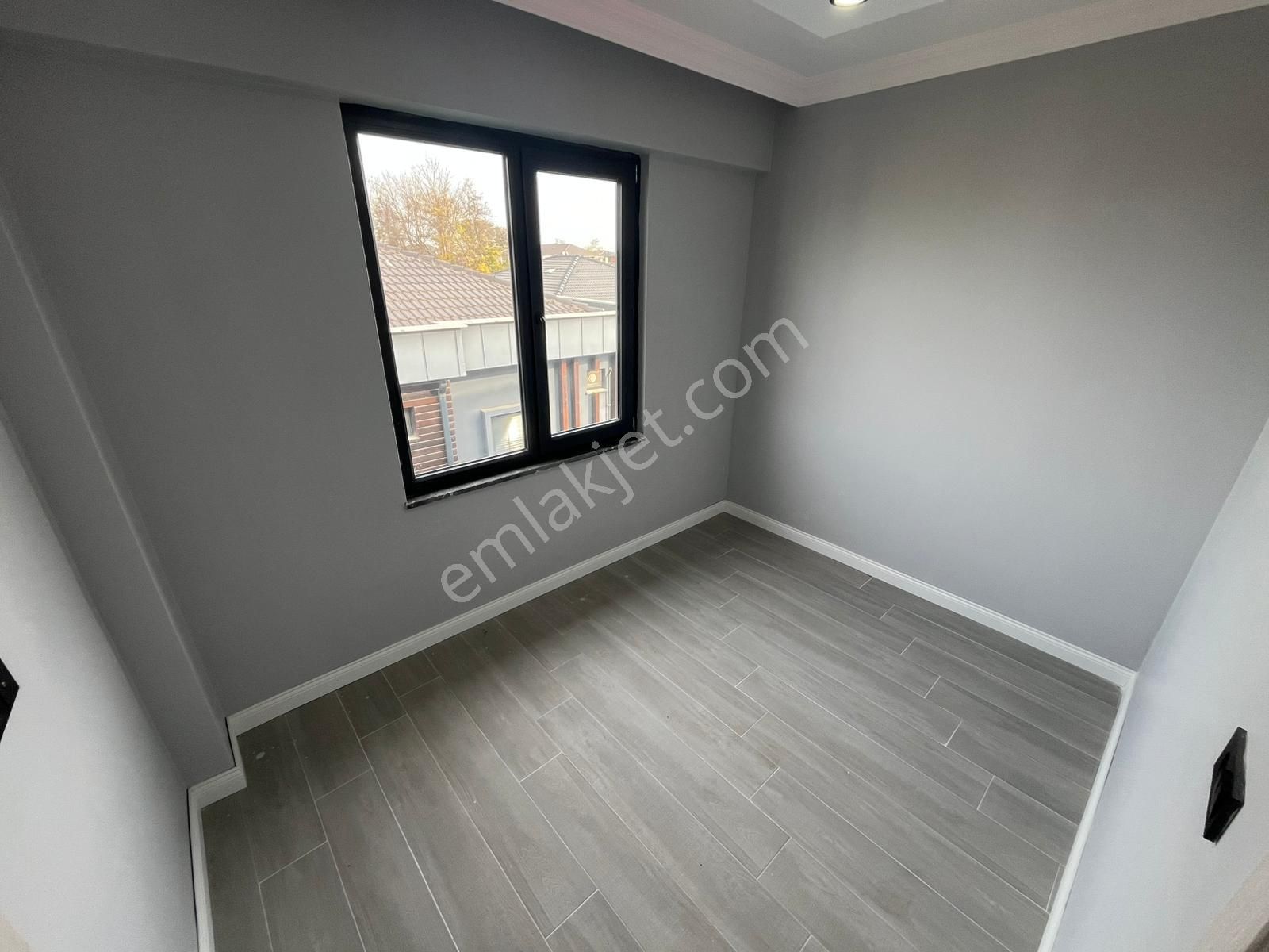 Karasuda M.bahçeli M.havuzlu Yol Cepheli Satılık 3+1 Villa - Görsel 21