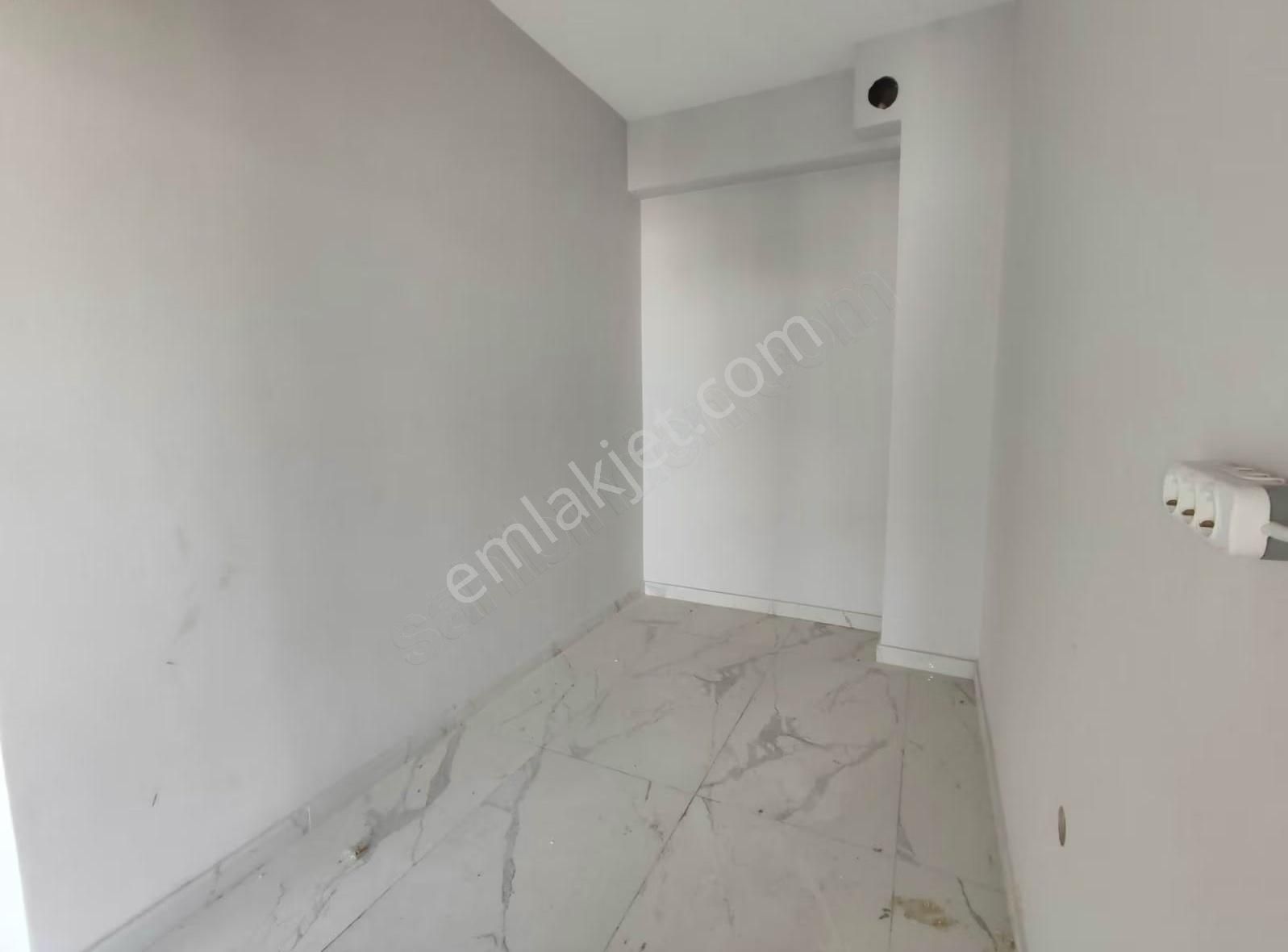 Çiftlikköy Atatürk Caddesi Kaymakamlık Karşısı 2+1 Sıfır Daire - Görsel 6