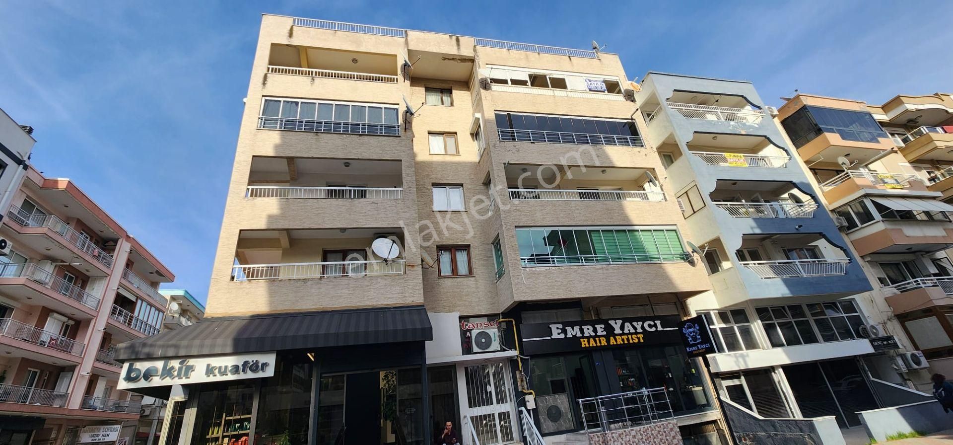 Merkezi Konumda Satılık Geniş 2+1 Daire