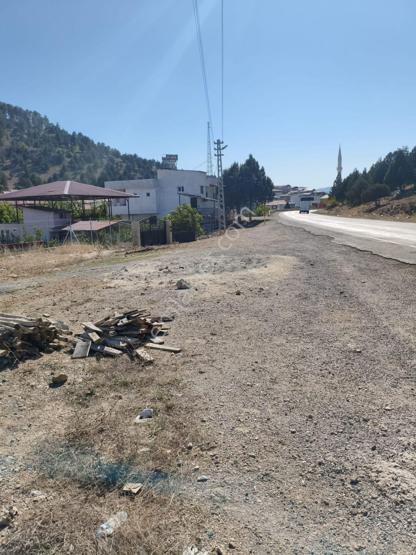 Kar Emlaktan Akçatekir Nohutlukta 675 Metrekare Satılık Arsa - Görsel 3