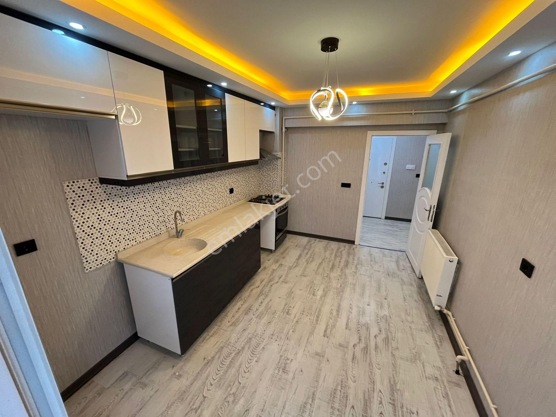 Karakaya Merkez'de Katta Lüx Yapılı 3+1 Daire - Görsel 22