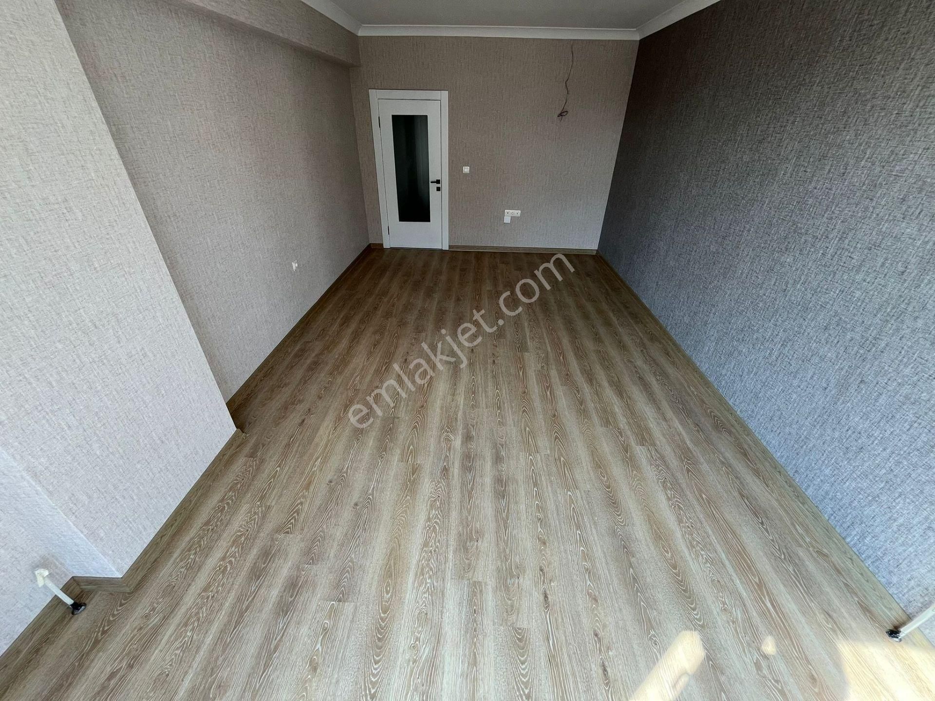 Karakaya'da Katta Sıfır Katta Full Yapılı 3+1 Daire - Görsel 18