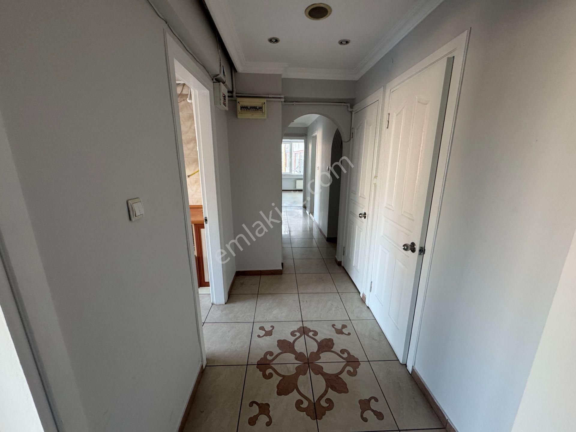 Turyap' Tan Çapa Millet Caddesinde Asansörlü Binada Çok Geniş 3+1 Kiralık Ofis - Görsel 20