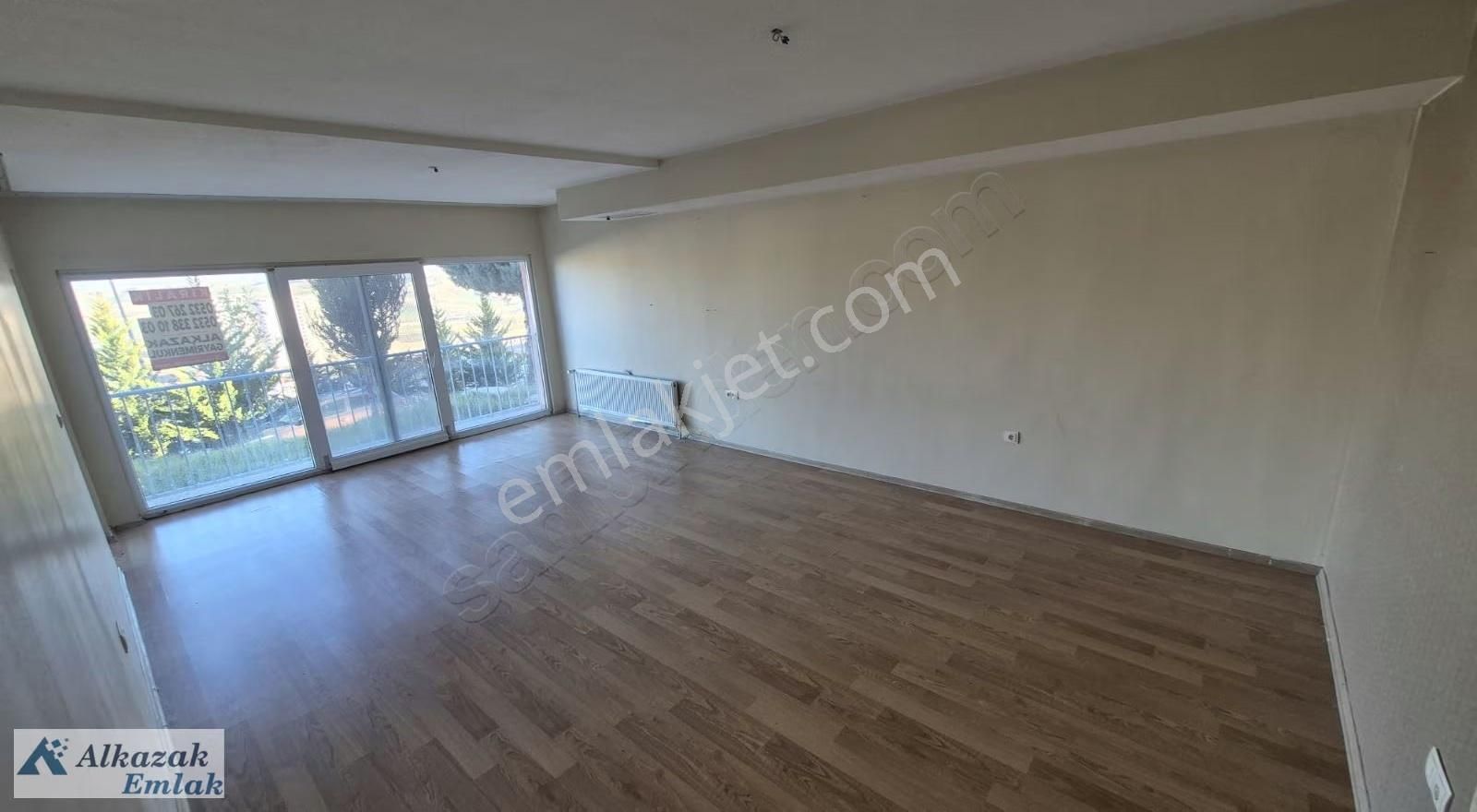 Alkazak Emlaktan Kiralık 4+1 Daire - Görsel 4