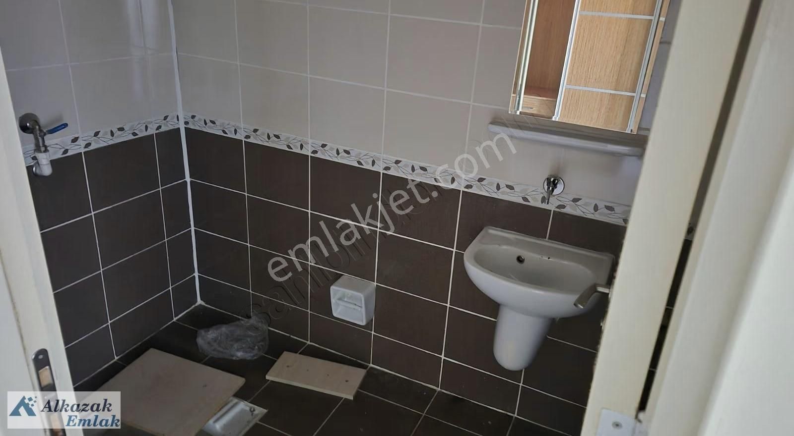 Yapracık Toki 8 Bölgede Kiralık 4+1 - Görsel 14