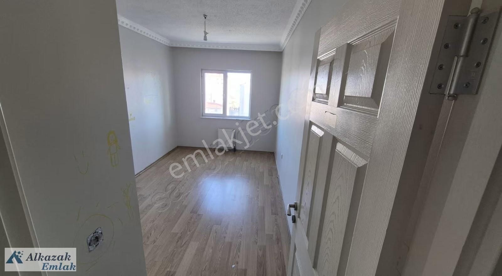 Yapracık Toki 8 Bölgede Kiralık 4+1 - Görsel 4