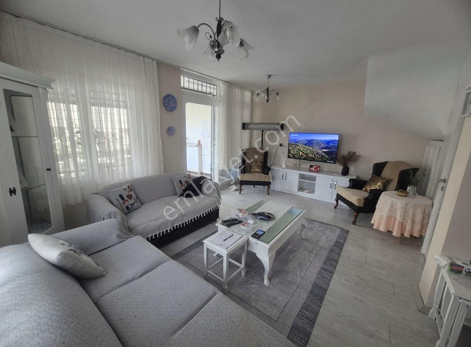 Davutlar Merkezde 4+1 Müstakil Villa - Görsel 19