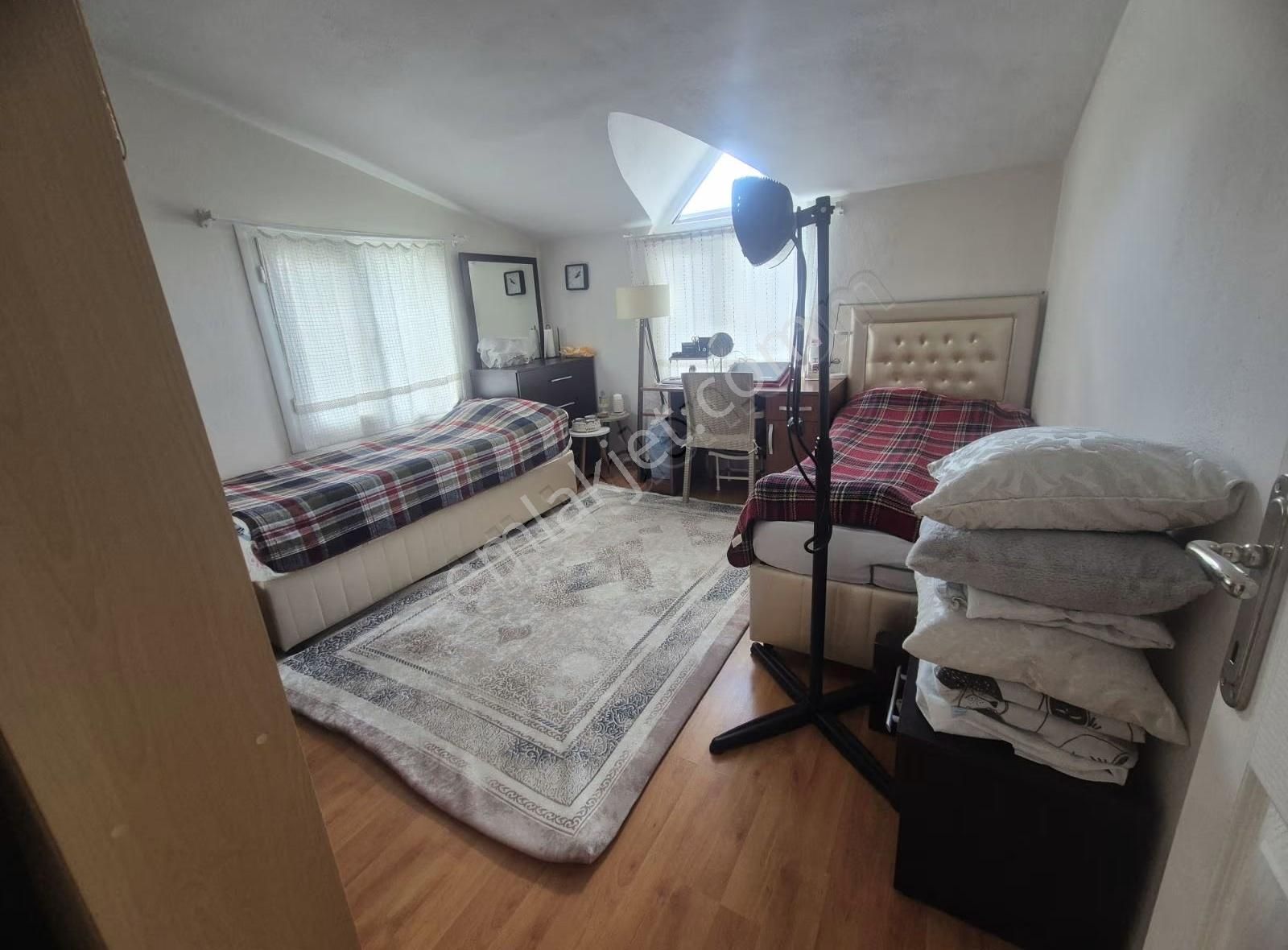 Davutlar Merkezde 4+1 Müstakil Villa - Görsel 7