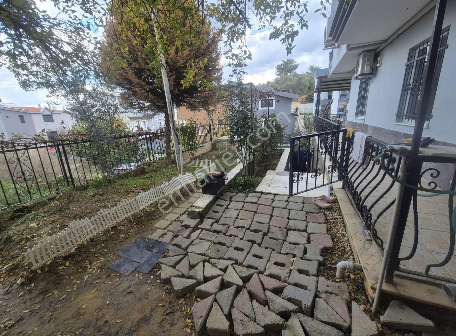 Davutlar Merkezde 4+1 Müstakil Villa - Görsel 34