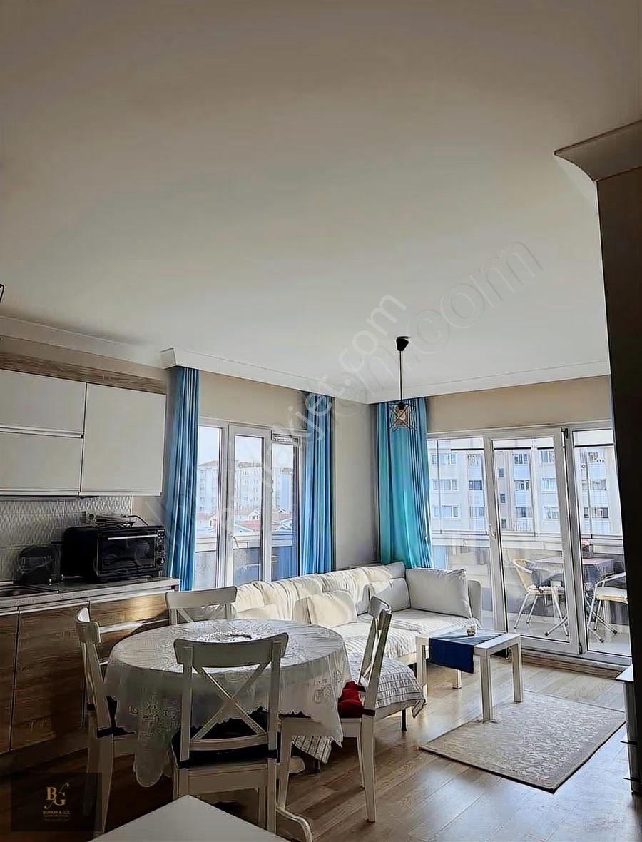 Pendik Yenişehir De Full Eşyalı Balkonlu Geniş 1+1 Kiralık Daire - Görsel 16