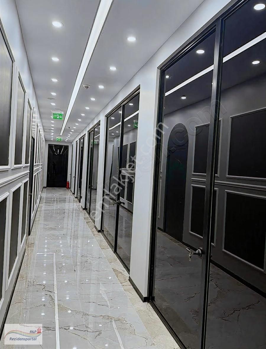 Fulyada Tam Kat 550 M2 Metroya Yakın Özel Kiralık Poliklinik - Görsel 12