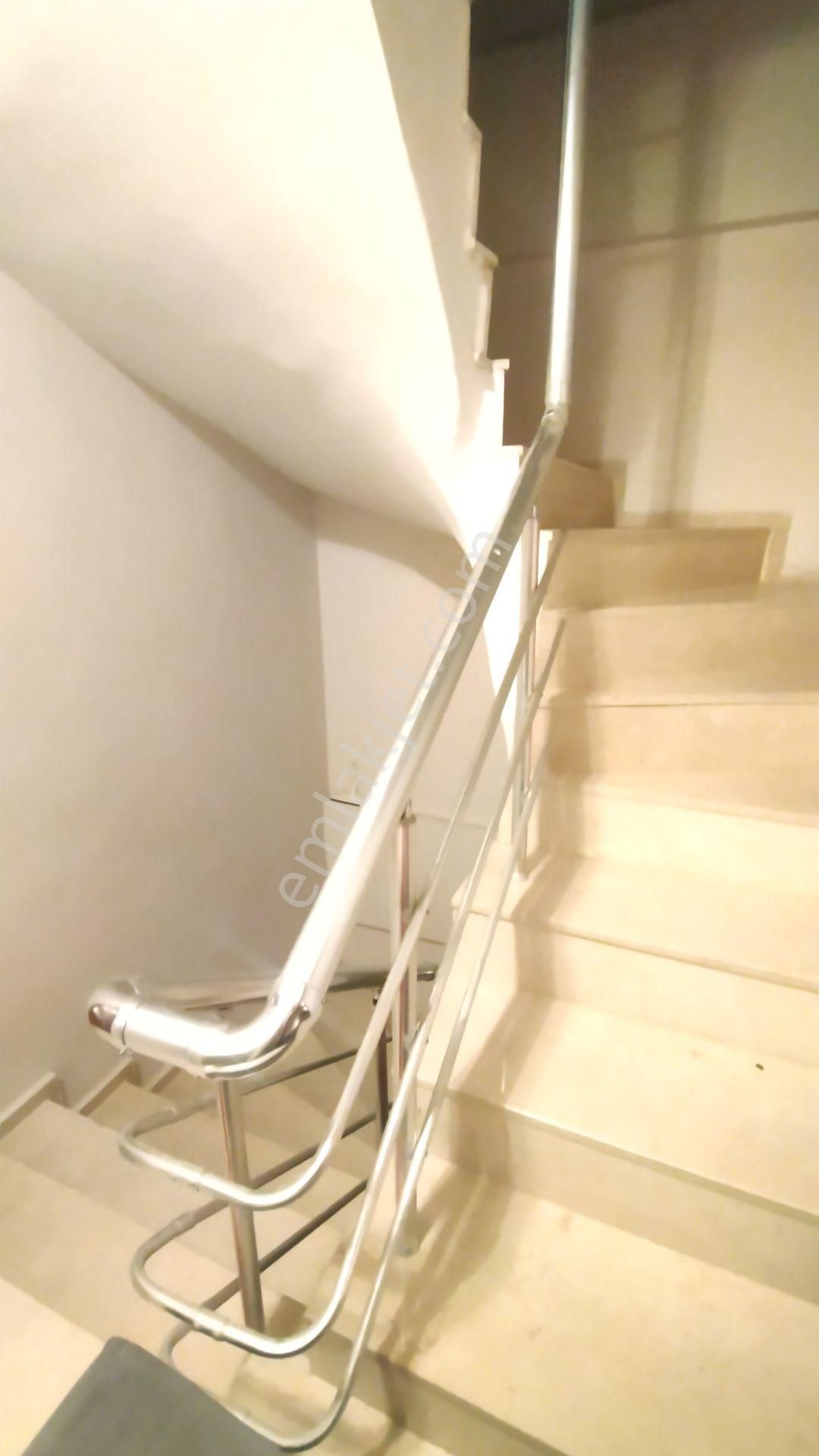 🏖️ Şehrin Kalbinde Lüks Yaşam❗ Merkezde-temiz Eşyalı-çok Büyük 1+1 Kiralık Daire - Görsel 28