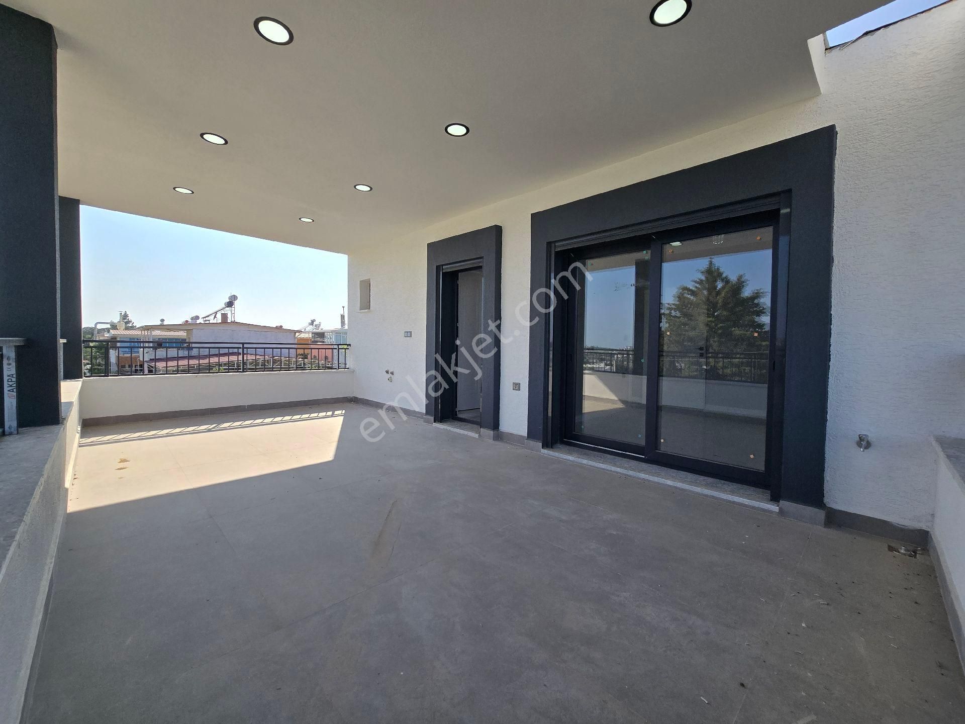 Didim'de Denize Yakın Müstakil Girişli 3+1 Sıfır Villa - Görsel 17