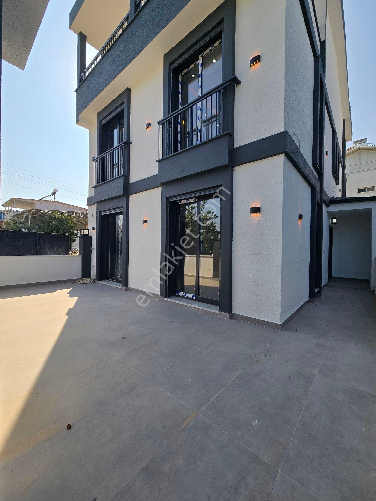 Didim'de Denize Yakın Müstakil Girişli 3+1 Sıfır Villa - Görsel 2