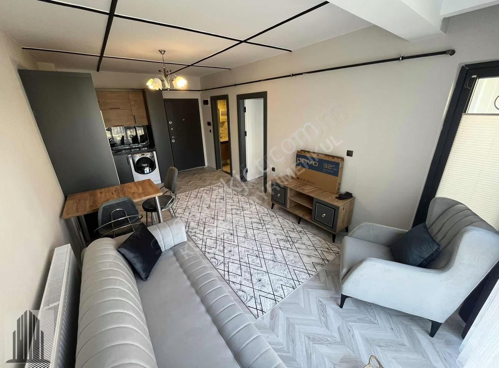 Kuvvet Den Ara Kat Lüx Dizayn Eşyalı Satılık 1+1 Daire.!! - Görsel 16