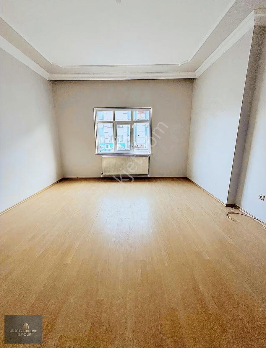 Çerkezköy Devlet Hastanesi Karşısı 3+1 Cadde Cephe 160 Metre